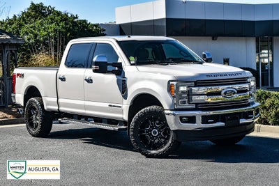 2017 Ford Super Duty F-250 SRW Lariat