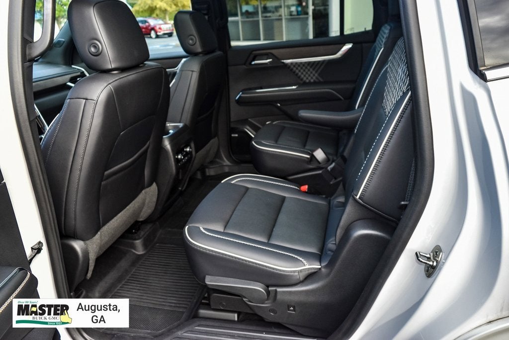 2024 GMC Acadia Denali