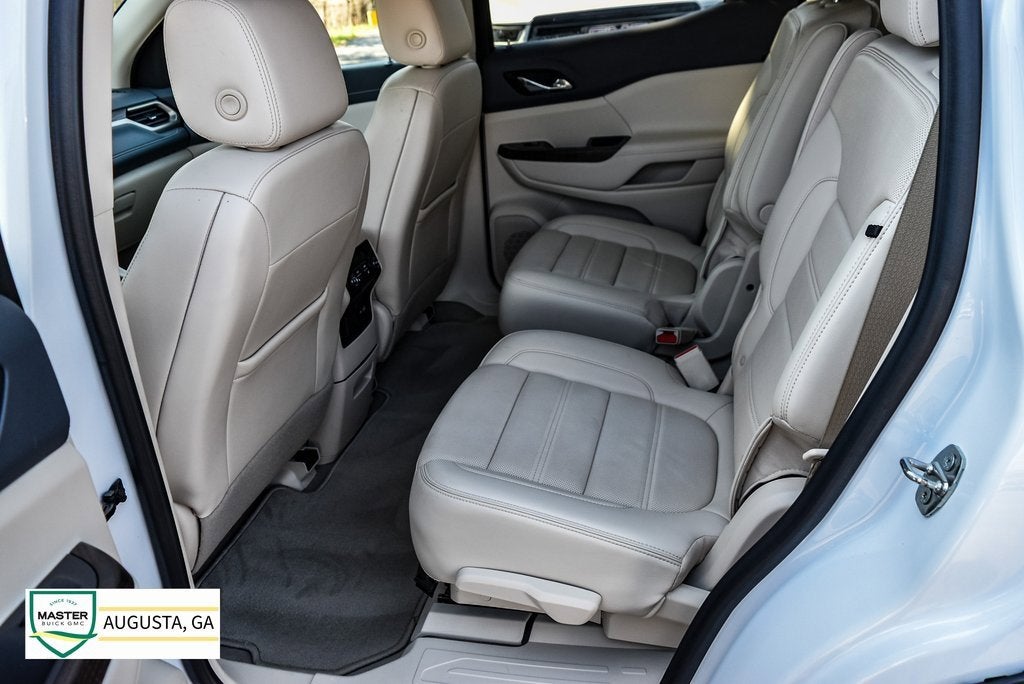 2022 GMC Acadia Denali