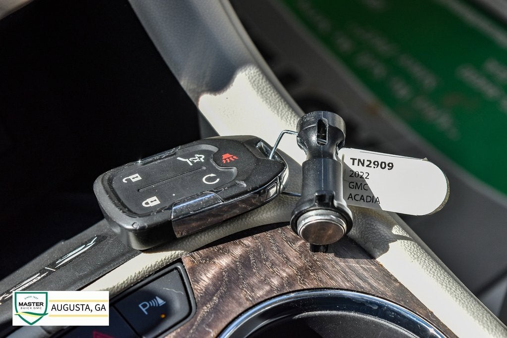 2022 GMC Acadia Denali