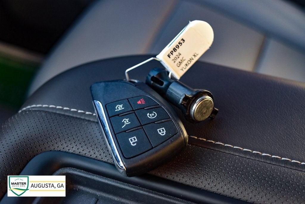 2024 GMC Yukon XL SLT