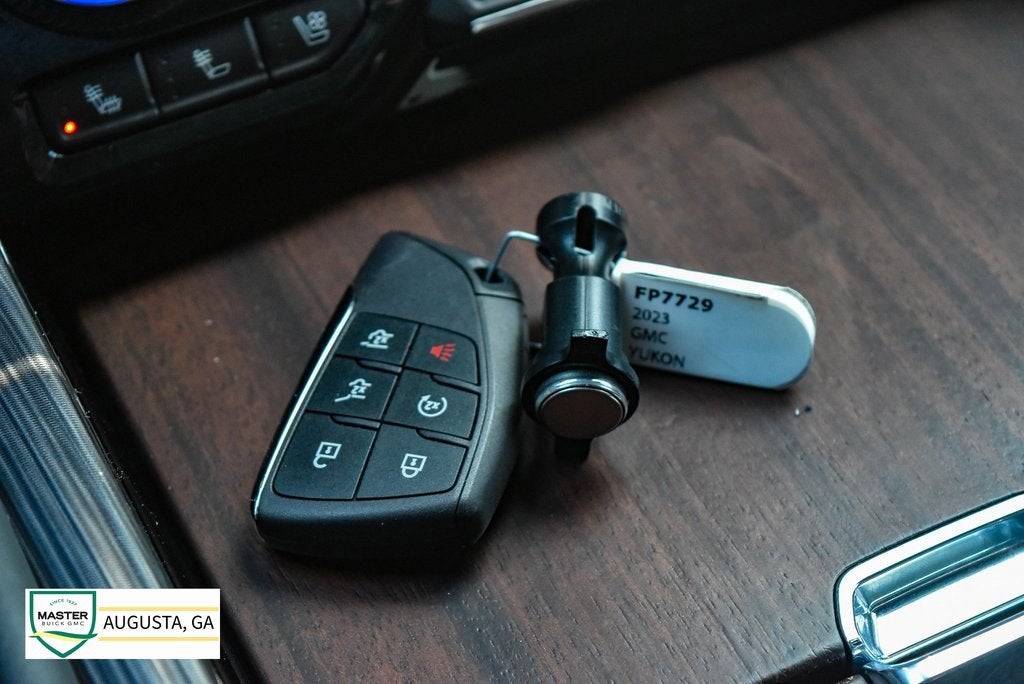 2023 GMC Yukon Denali Ultimate