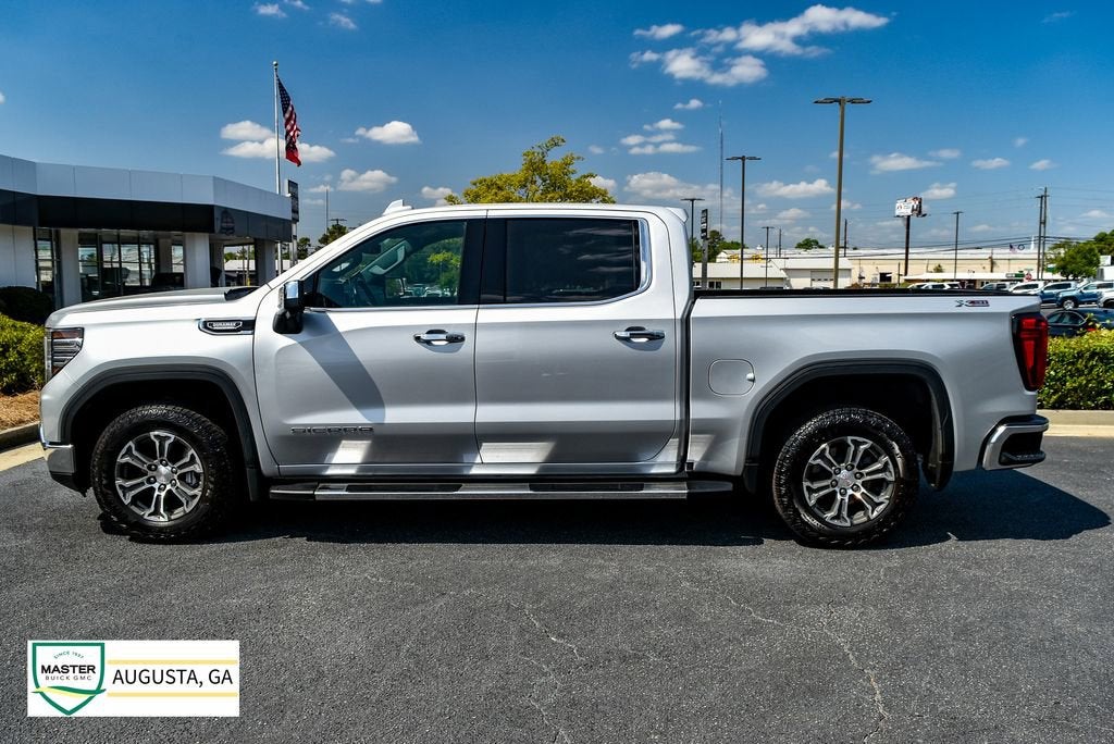 2022 GMC Sierra 1500 SLT