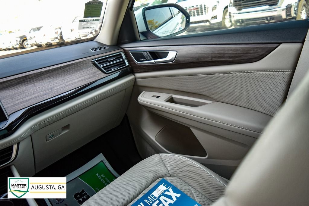 2024 Volkswagen Atlas 2.0T SEL Premium R-Line