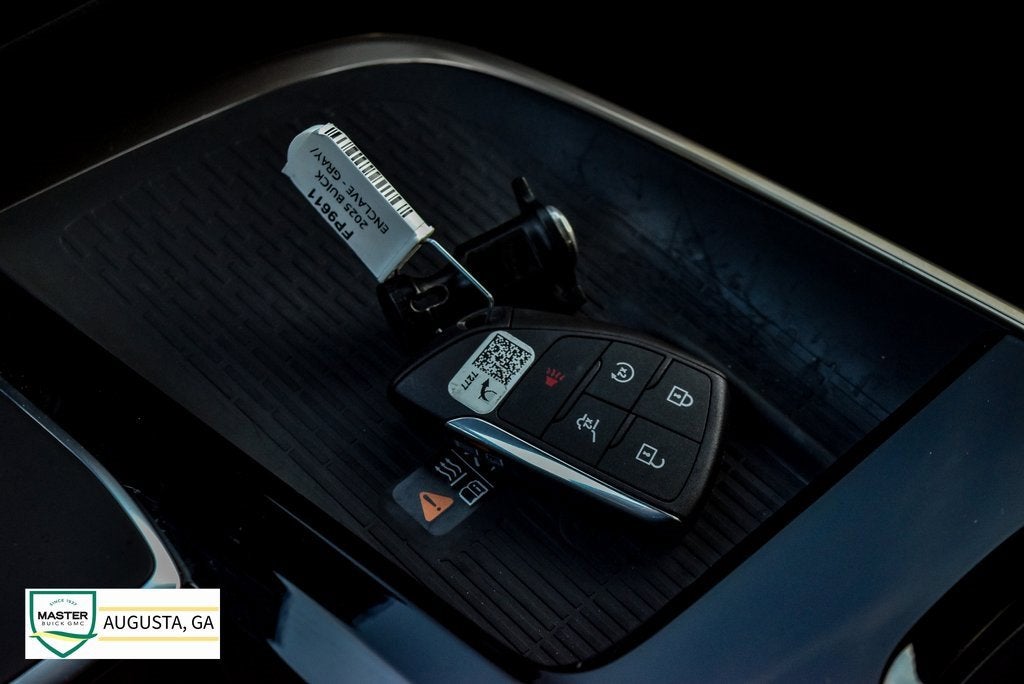 2025 Buick Enclave Avenir