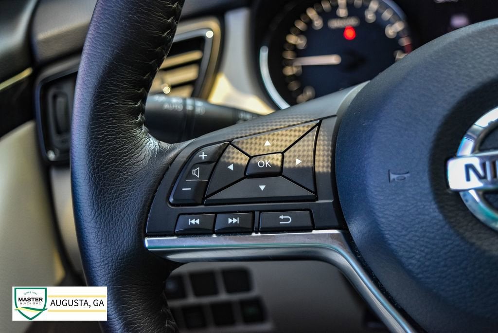 2018 Nissan Rogue Sport SL
