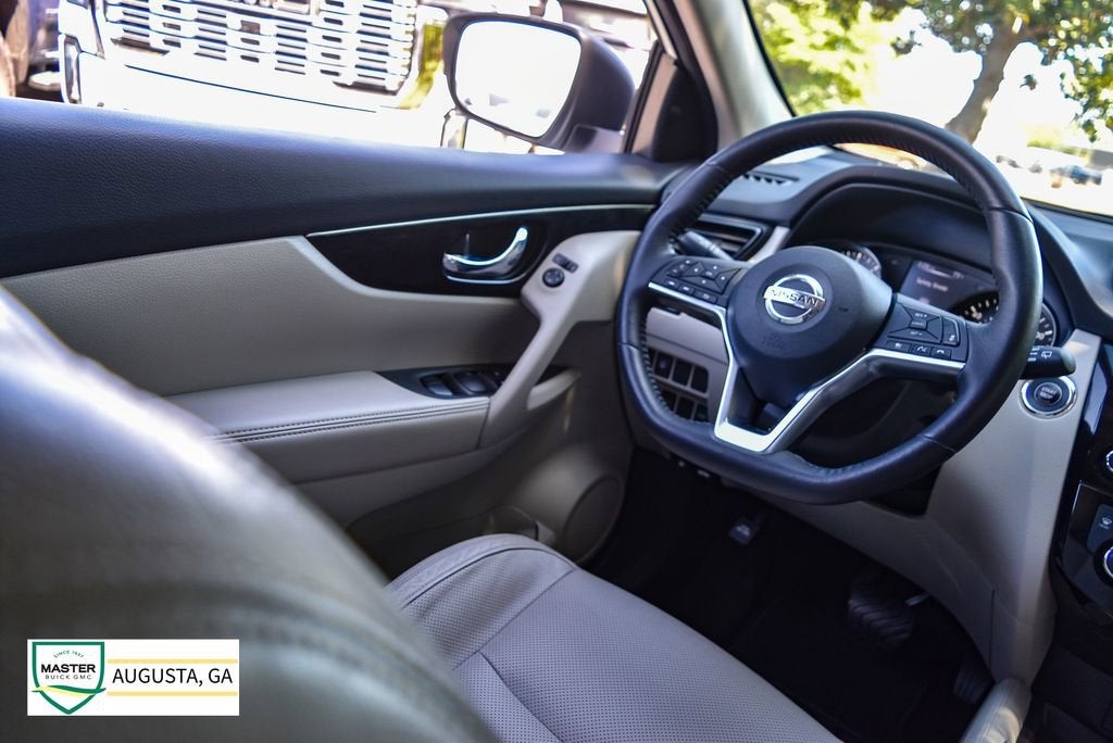 2018 Nissan Rogue Sport SL