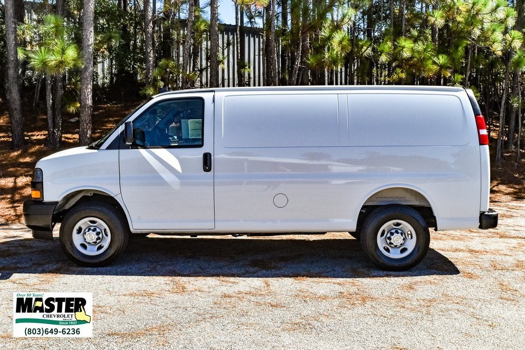2025 Chevrolet Express Cargo 2500 WT