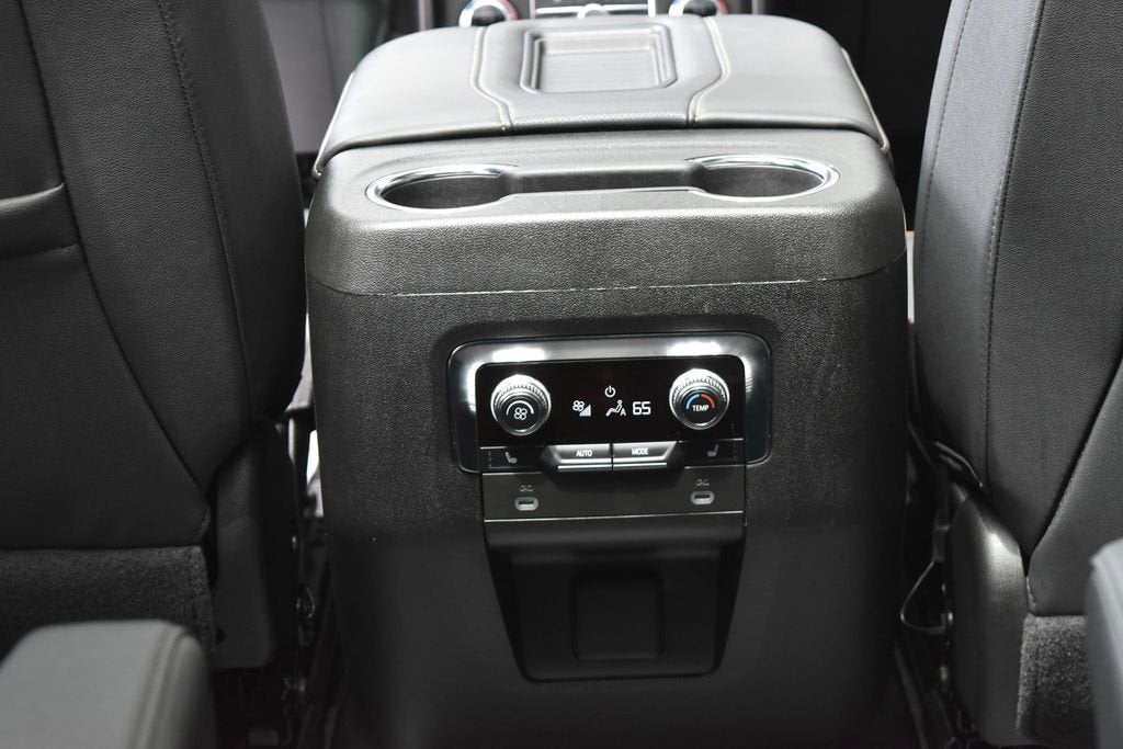 2024 GMC Yukon XL AT4