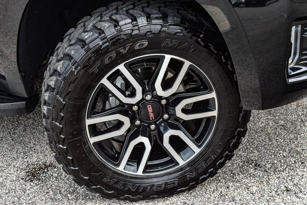 2024 GMC Yukon XL AT4