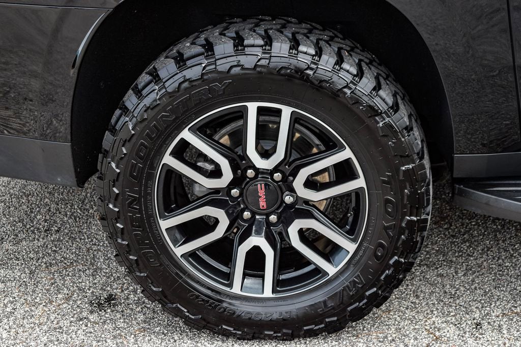 2024 GMC Yukon XL AT4