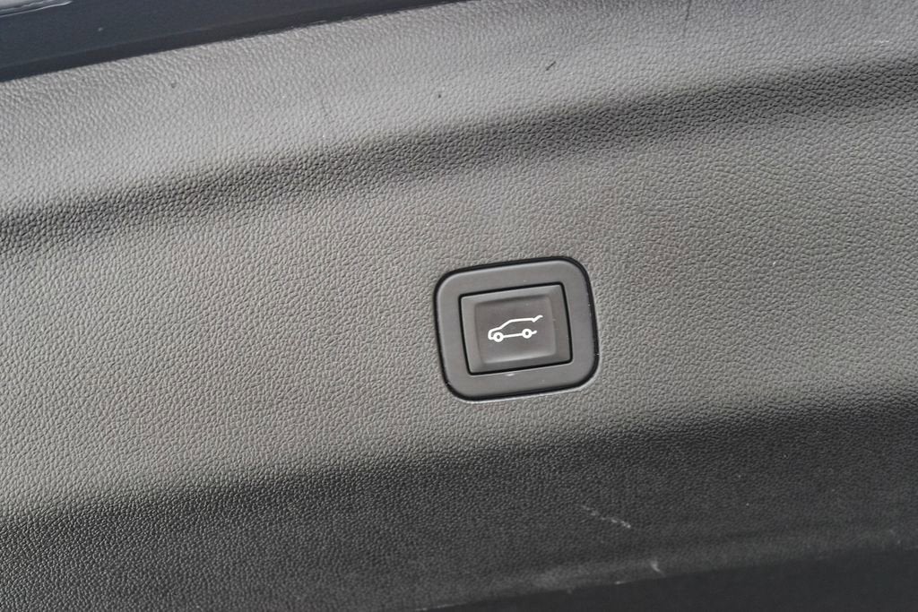 2024 GMC Yukon XL AT4