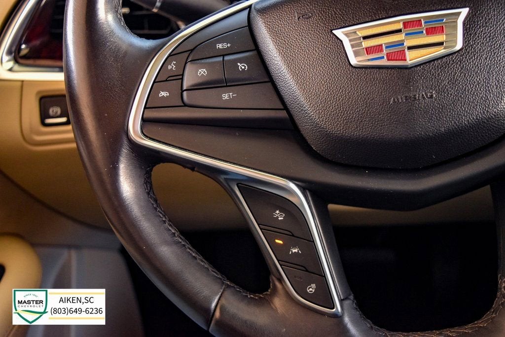 2018 Cadillac XT5 Luxury FWD