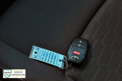 2024 Toyota Corolla Hatchback SE